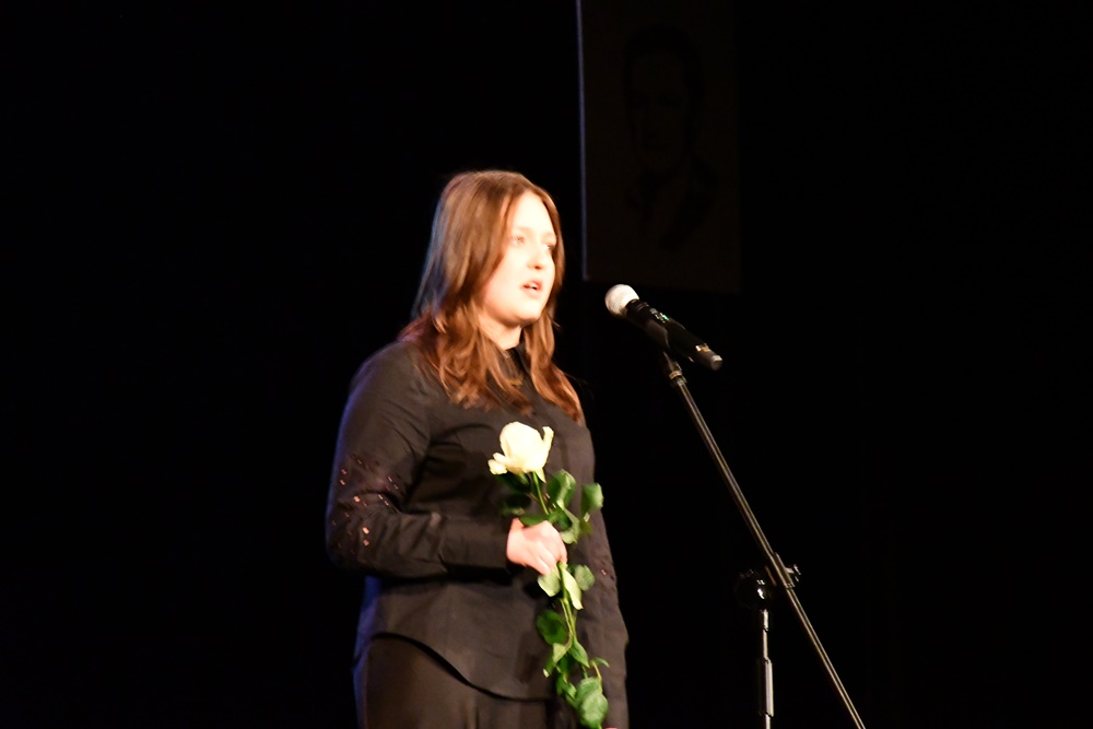 W kręgu poezji i prozy lagrowej więźniarek KL Ravensbruck im. Wandy Półtawskiej 18