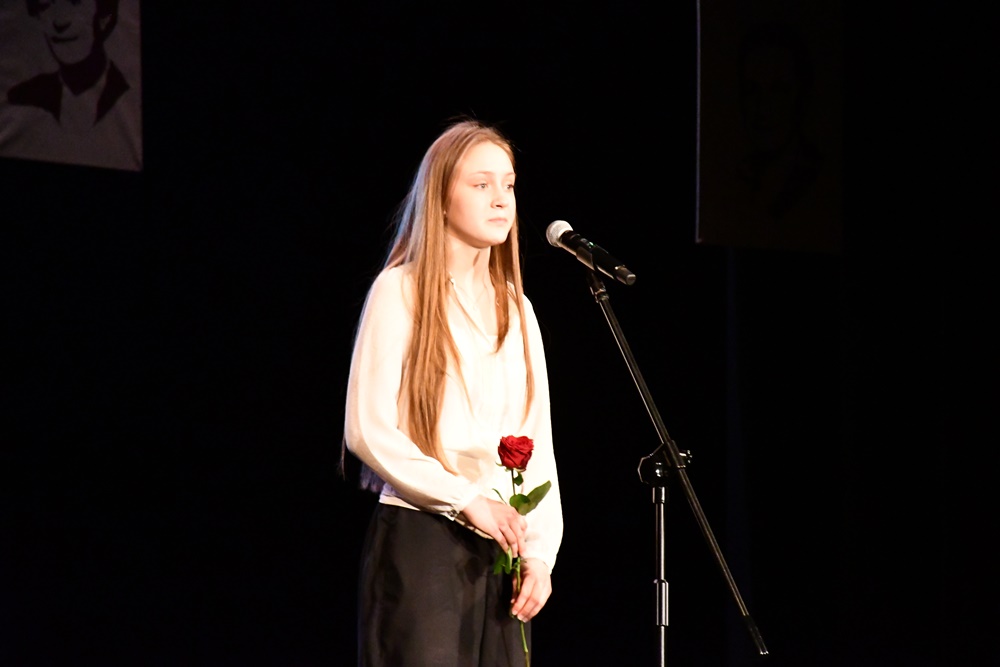 W kręgu poezji i prozy lagrowej więźniarek KL Ravensbruck im. Wandy Półtawskiej 21