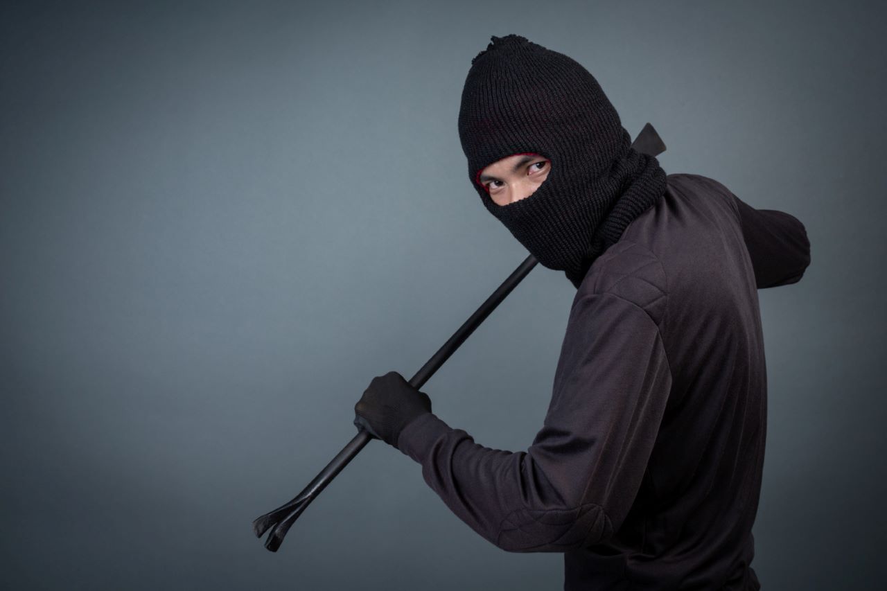 Kradzieże w powiecie gliwickim. Policjanci apelują o ostrożność i zamykanie domostw