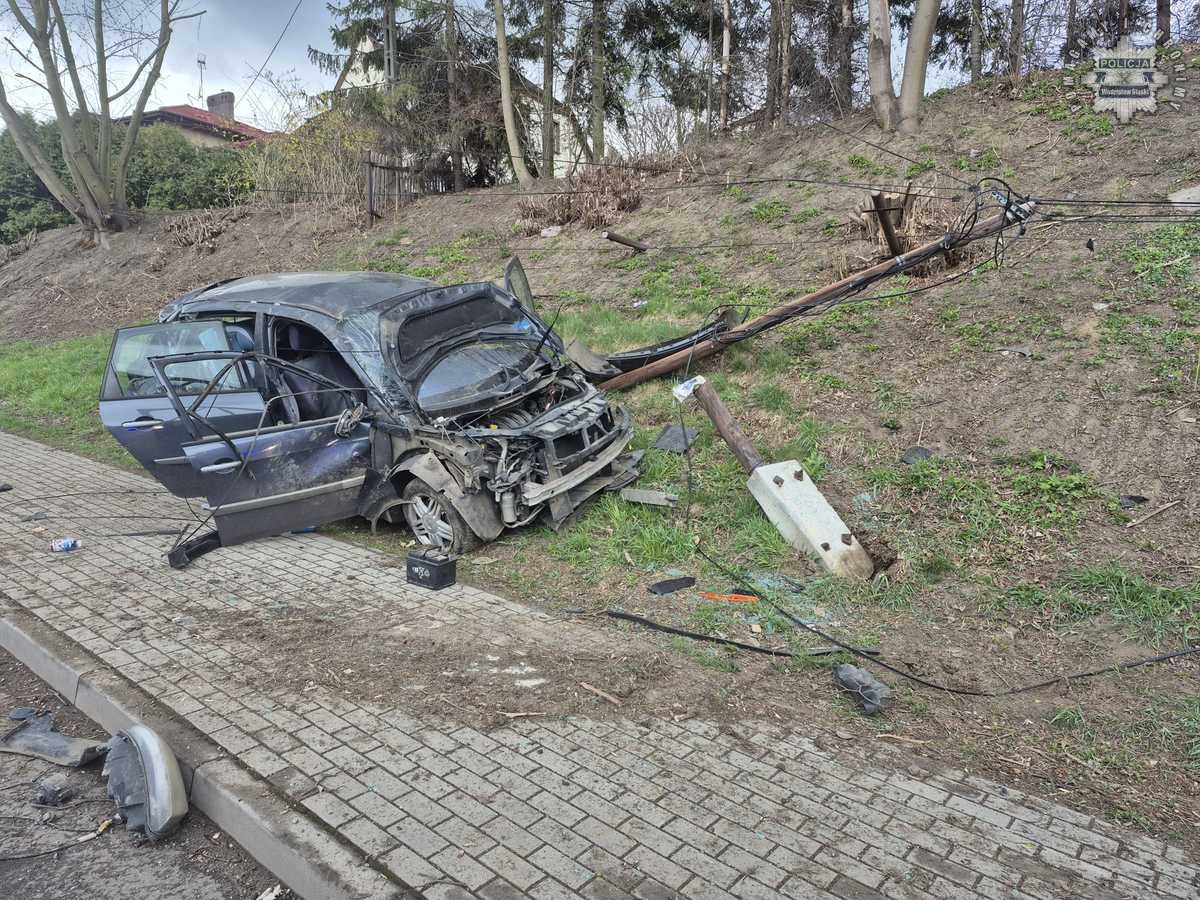 27-latek stracił panowanie nad autem, podróżował z rodziną