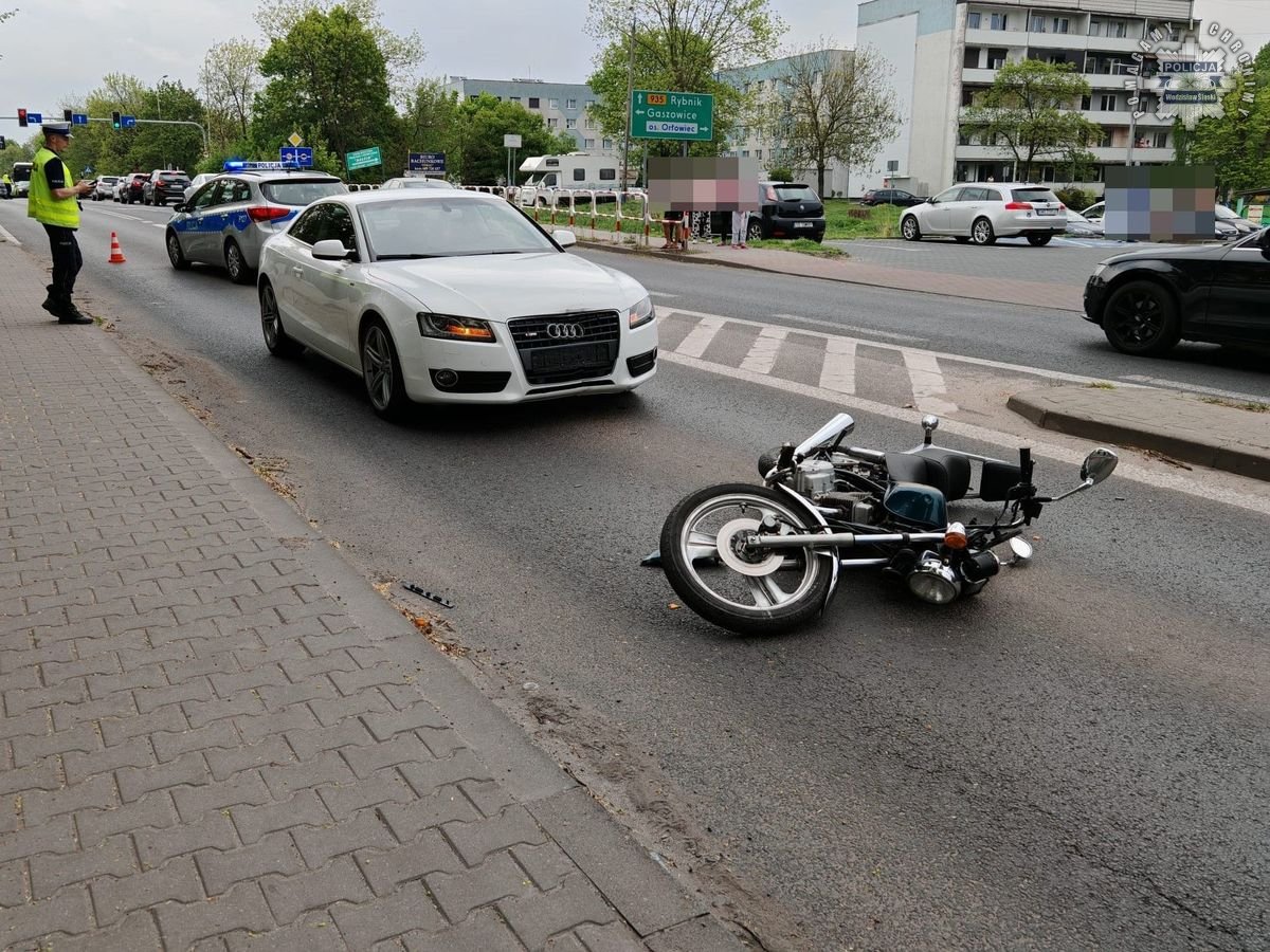 Rydułtowy: Motocyklista poszkodowany, kolejna stłuczka chwilę później