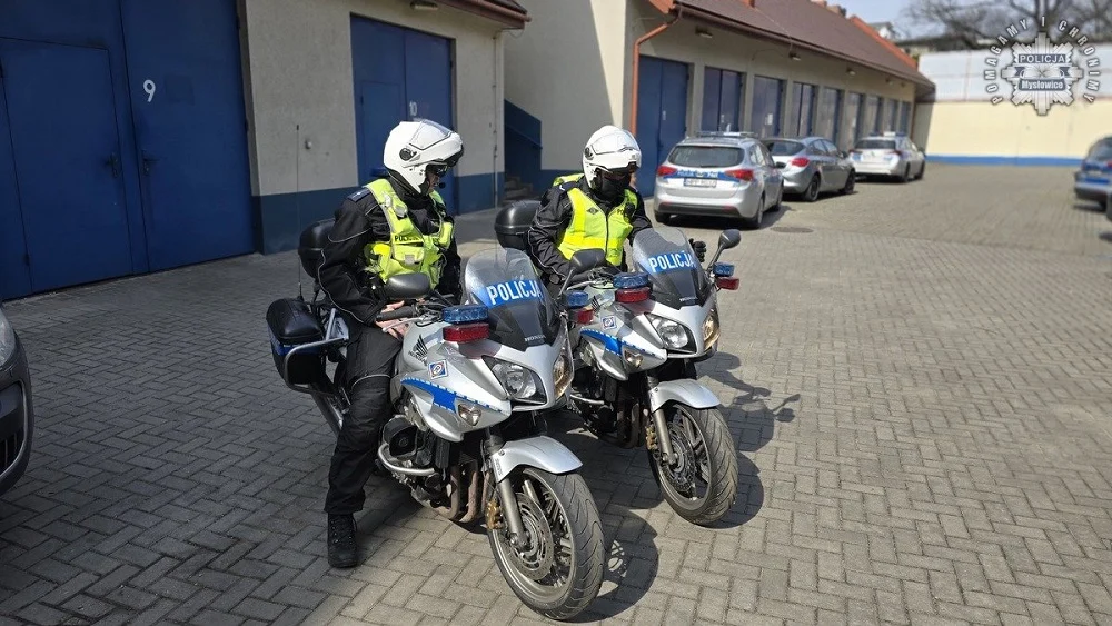 Motocykliści w mundurach patrolują Mysłowice – bezpieczny start sezonu