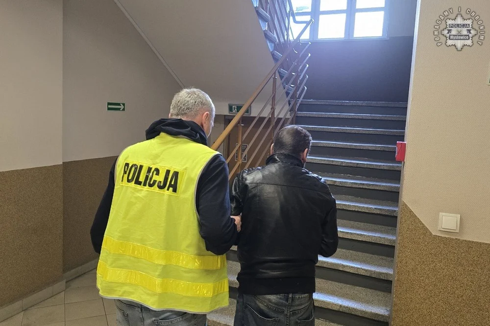 Mysłowicki policjant rozpoznał poszukiwanego na ulicy i doprowadził do jego aresztowania
