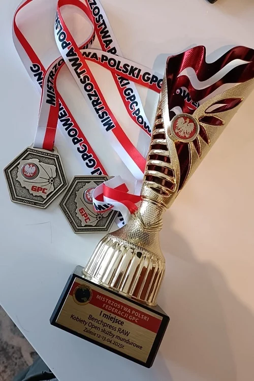 Mysłowicka policjantka z złotymi medalami w Mistrzostwach Polski w trójboju siłowym!
