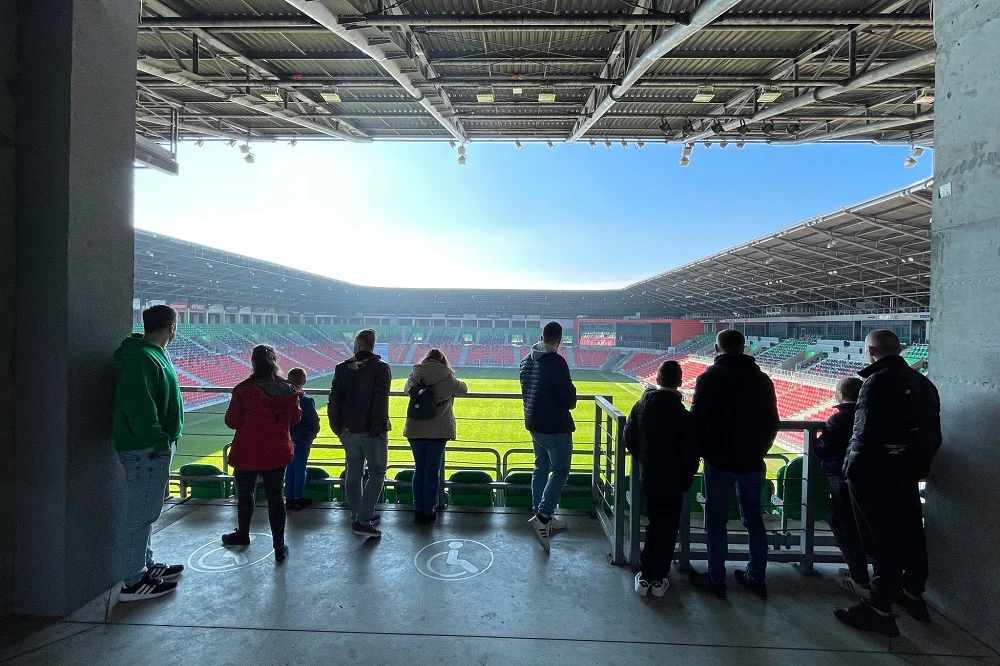 Wyjątkowa wycieczka po Stadionie Zimowym z Arturem Ślusarczykiem