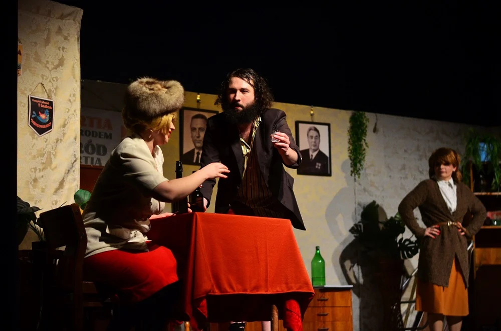 Wielki sukces komedii "Pomożecie? Pomożemy!" w Orzeszu