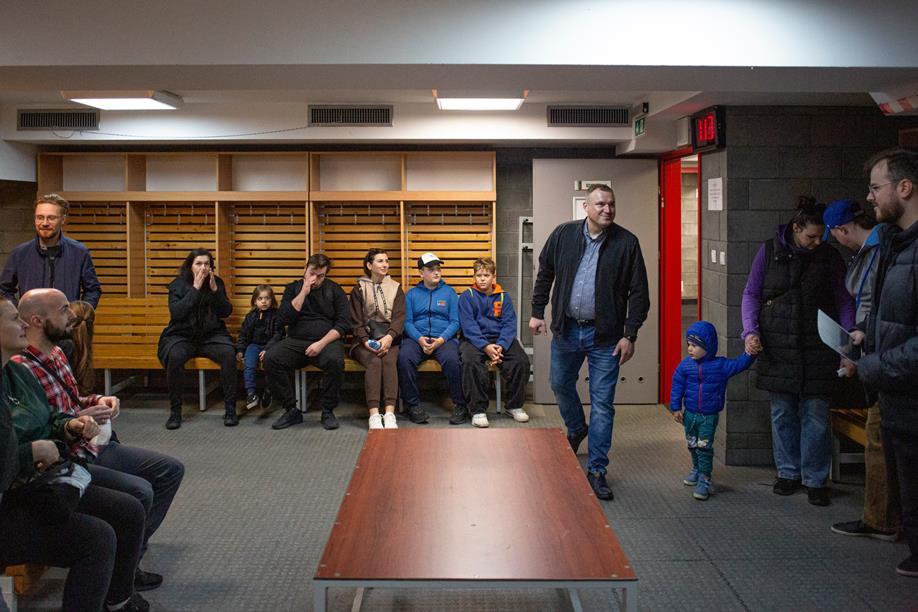 Spacer po Stadionie Zimowym z Arturem Ślusarczykiem – historia tyskiego hokeja / fot. Artur Pławski, Muzeum Miejskie Tychy