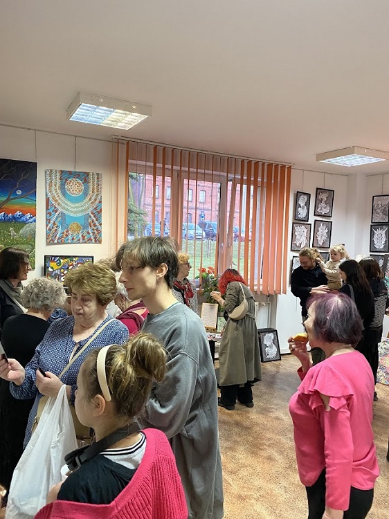 Wystawa malarstwa Adama Świerca / fot. DDK Piekary Śląskie