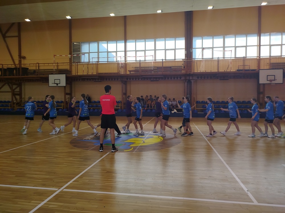 Zawody rejonowe w piłce ręcznej – Mistrzowie Piekar Śląskich awansują do półfinałów