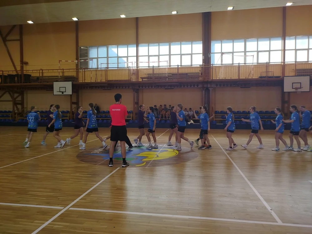 Zawody rejonowe w piłce ręcznej – Mistrzowie Piekar Śląskich awansują do półfinałów