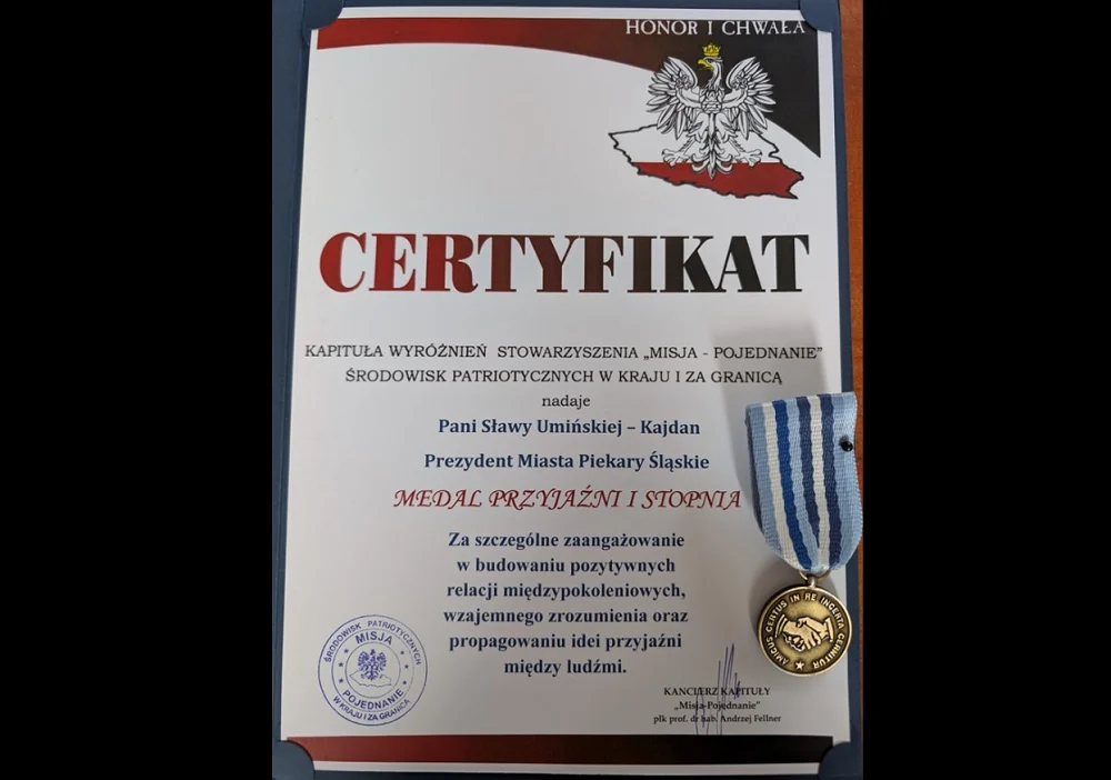 Prezydent Piekar Śląskich uhonorowana Medalem Przyjaźni I stopnia