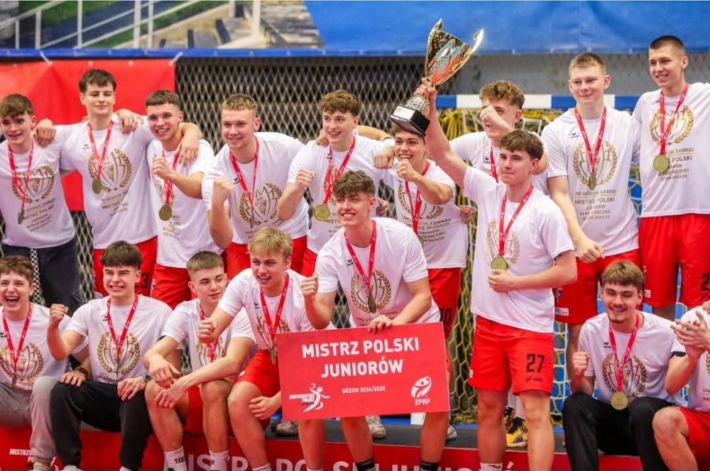 Młodzi mieszkańcy Piekar Śląskich Mistrzami Polski Juniorów w Piłce Ręcznej