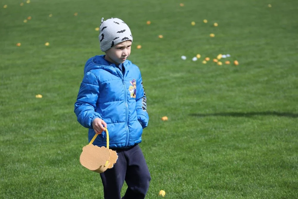 Wielkanocne zbieranie jajek na stadionie MOSiR / fot. MOSiR Piekary Śląskie