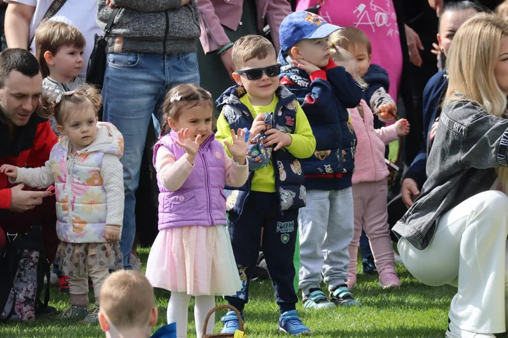 Wielkanocne zbieranie jajek na stadionie MOSiR / fot. MOSiR Piekary Śląskie