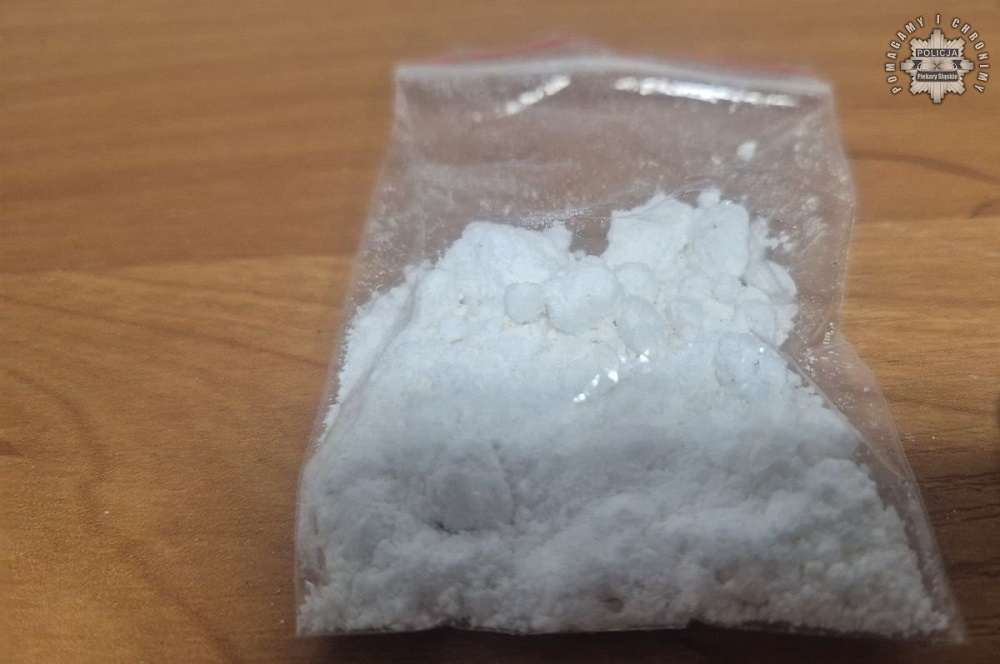 Blisko 90 porcji amfetaminy. Policjanci z Piekar zatrzymali 39-latka