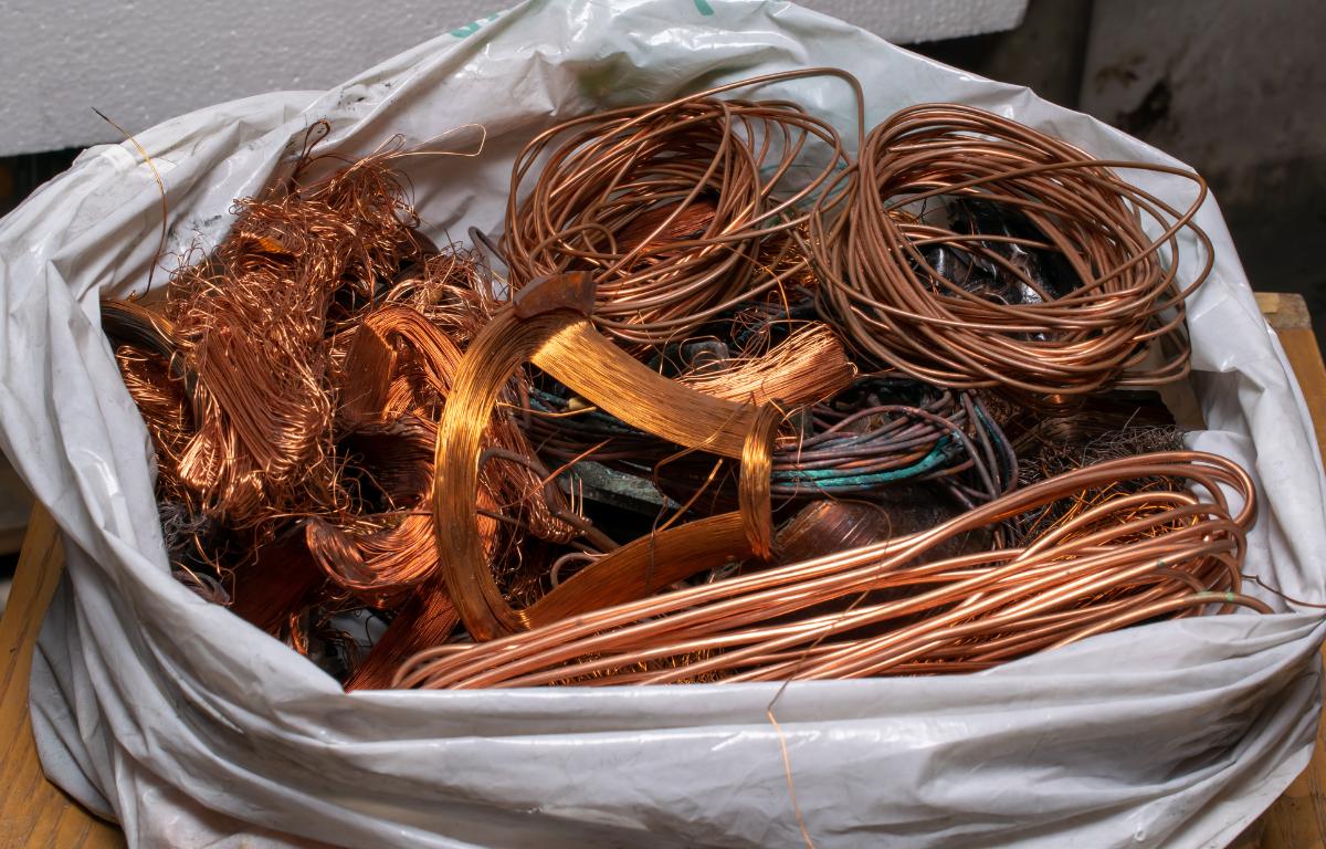 Jak przygotować odpady metalowe do sprzedaży na skupie złomu? Oto cztery porady!