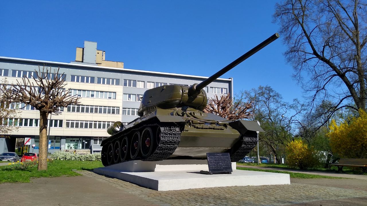 Zakończył się remont czołgu przy ul. Powstańców Warszawy