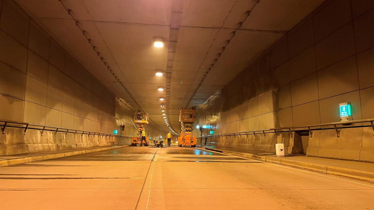 Uwaga kierowcy! Prace serwisowe w tunelu Drogowej Trasy Średnicowej dzień wcześniej