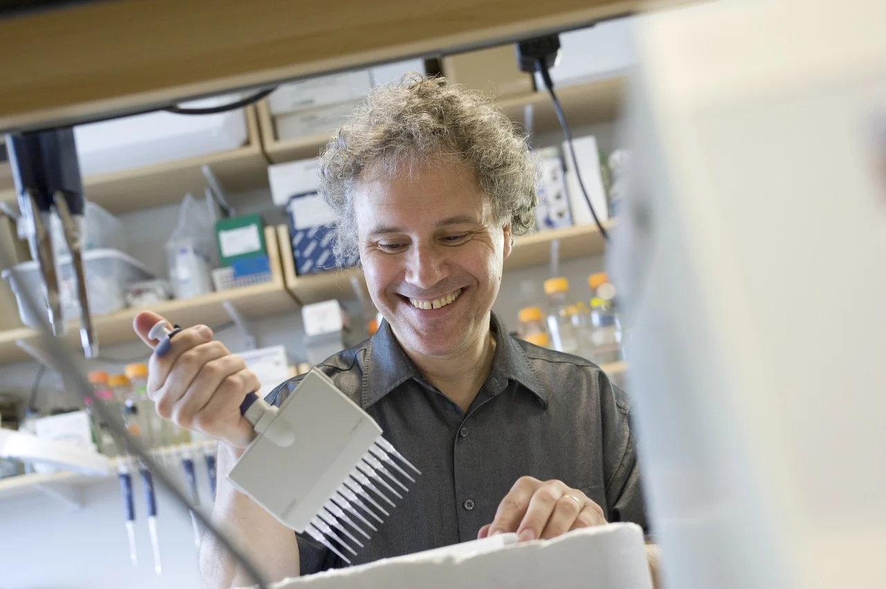 Jedyne takie spotkanie z Noblistą – prof. Victor R. Ambros w "Mrowisku" już 5 maja!