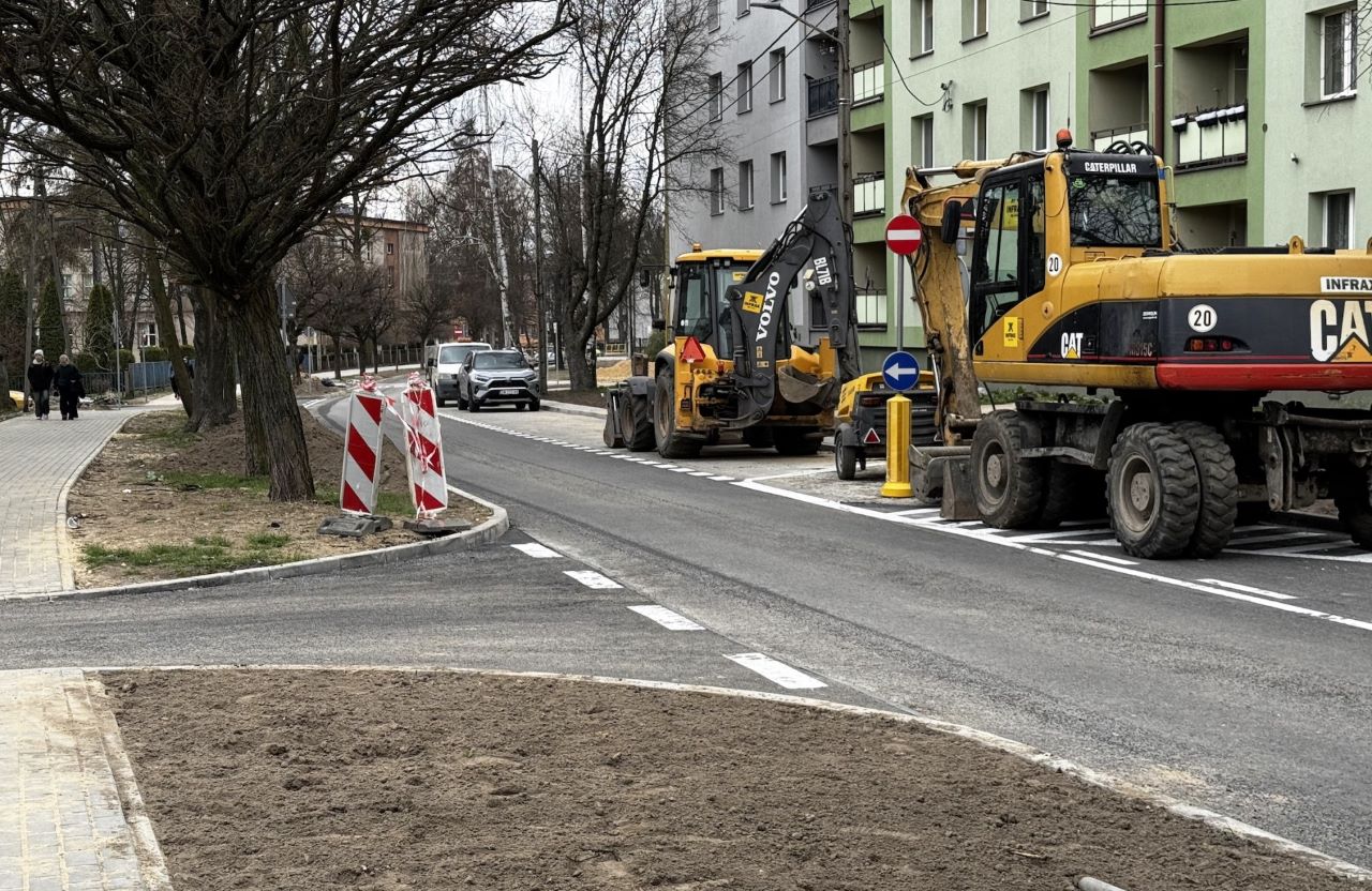 Ulica Tysiąclecia - wykonawca nie zrealizował inwestycji w terminie. Naliczane są kary