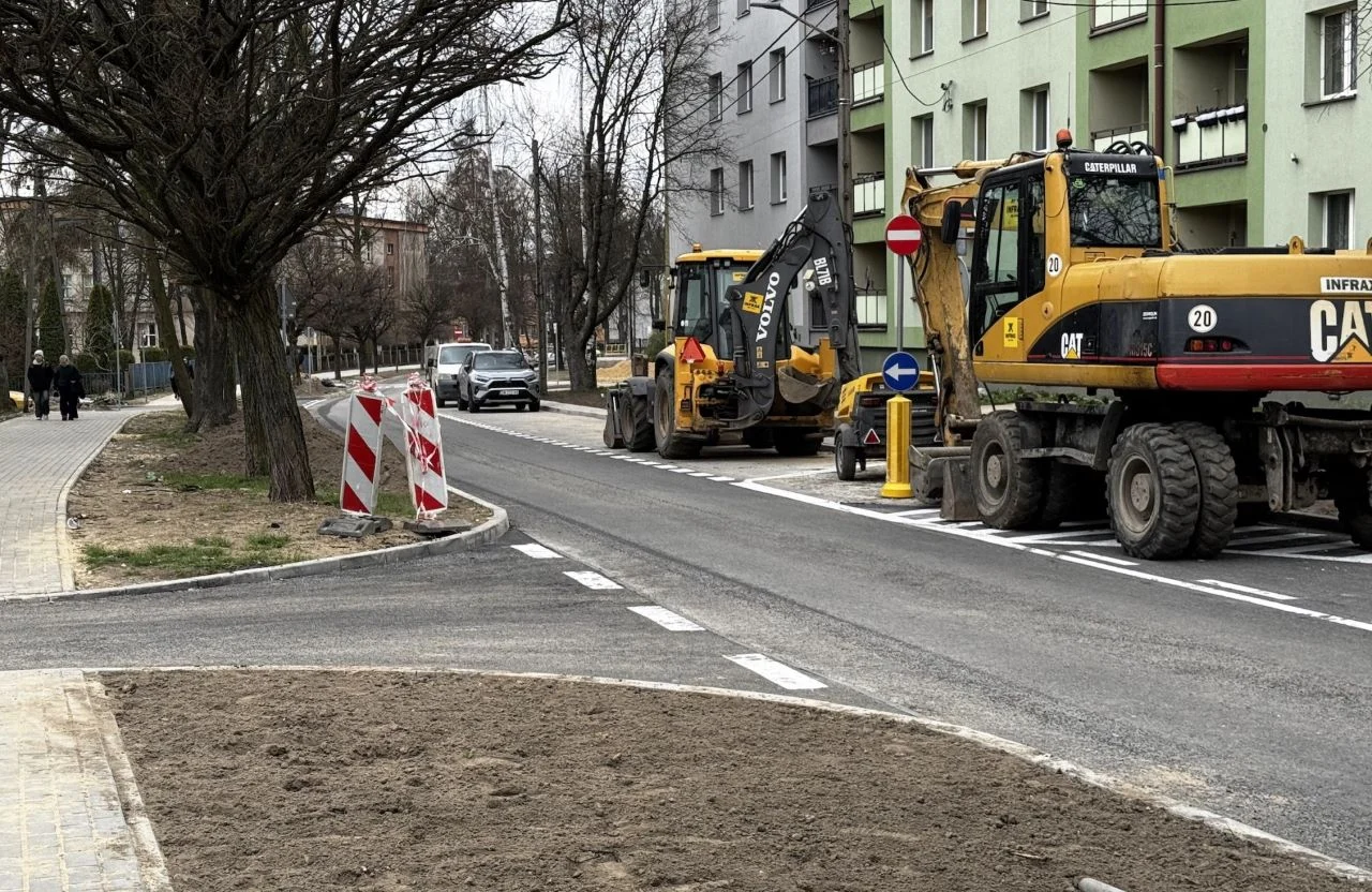 Ulica Tysiąclecia - wykonawca nie zrealizował inwestycji w terminie. Naliczane są kary