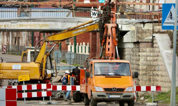 Uwaga! Przejazd pod wiaduktem kolejowym nad ul. Żeromskiego zostanie wyłączony