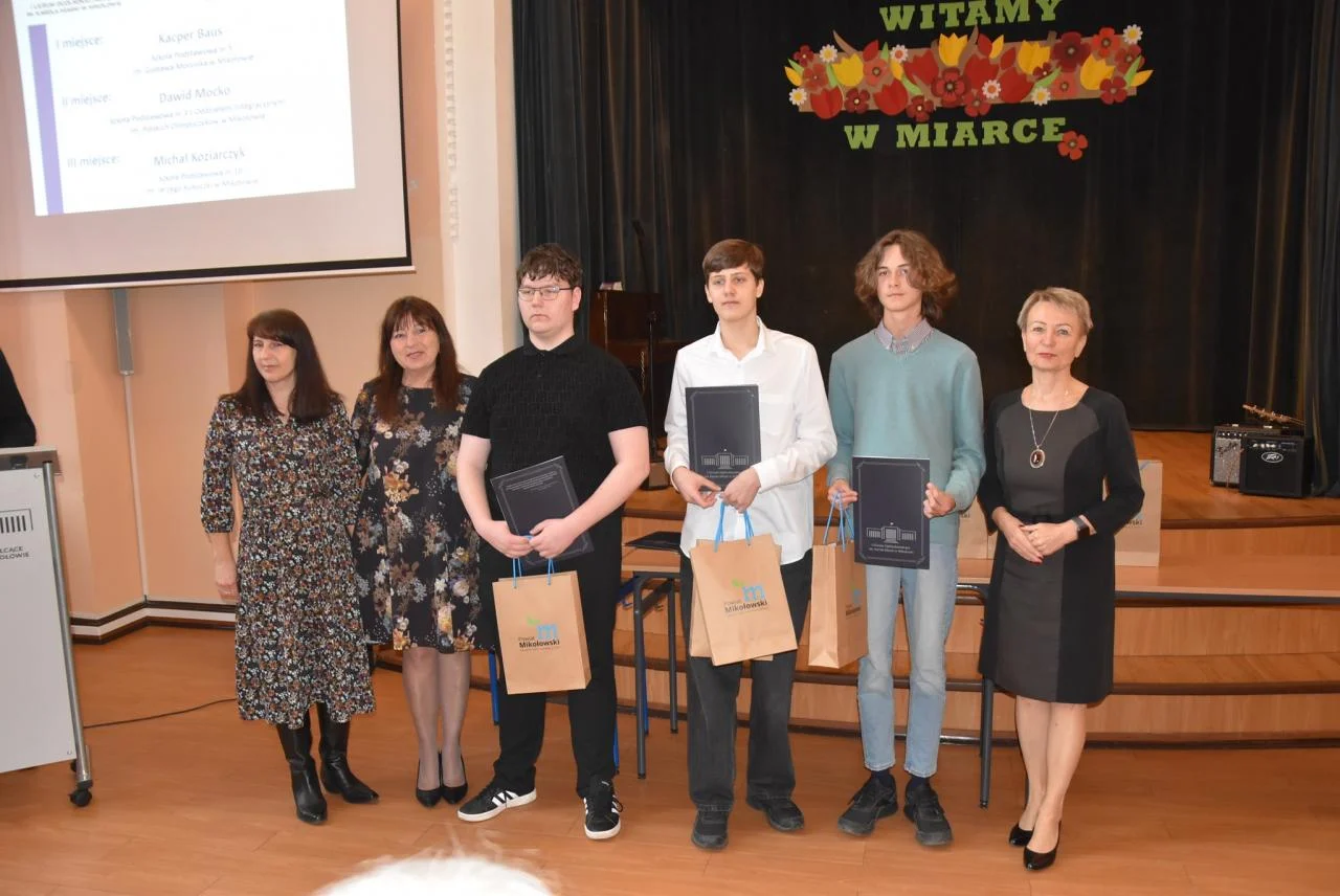 Powiat Mikołowski nagrodził uczniów 13