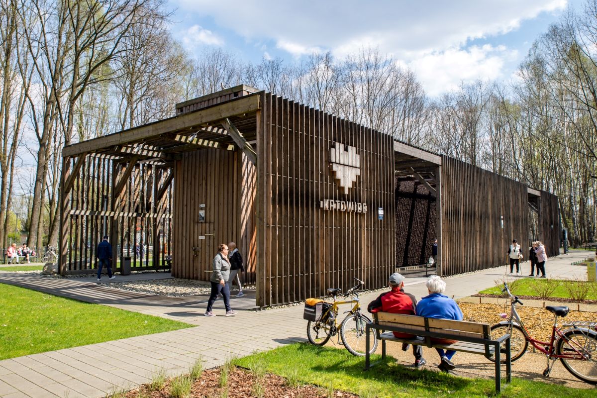 Sezon tężni solankowych w Katowicach rozpoczęty! Sprawdź, co nowego