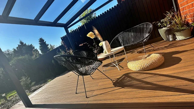 Nowoczesne Tarasy Kompozytowe – Trwałość i Styl