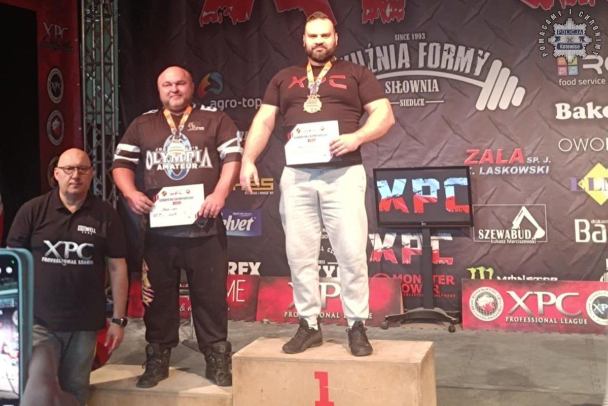 Katowicki policjant podwójnym Mistrzem Europy w wyciskaniu sztangi!