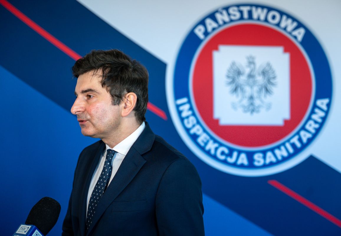 Raport sanepidu: 138 tys. kontroli, tysiące chorych, nowy projekt dla uczniów