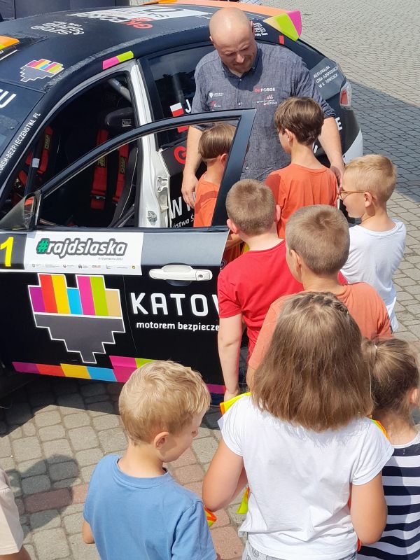 SZEJA Rally Team i miasto Katowice. Edukacja dla bezpieczeństwa na drogach!