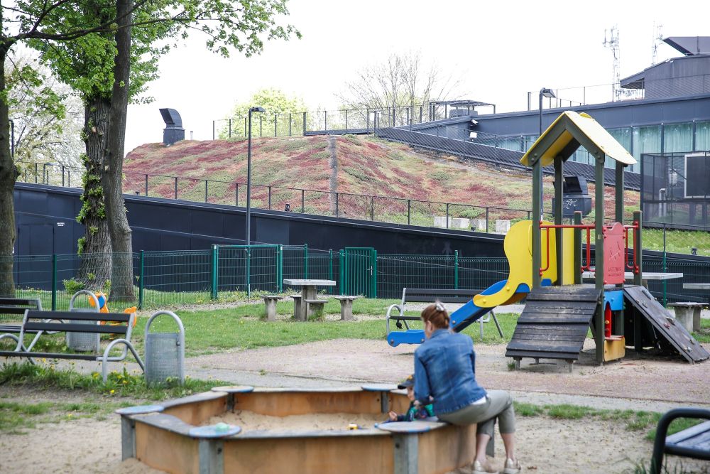 Nowy rozdział dla placu zabaw przy MDK Dąb! Szykuje się gruntowna modernizacja