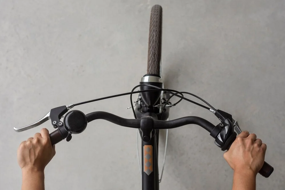 Hamulce rowerowe V-brake – na co zwrócić uwagę by jechać bezpiecznie?