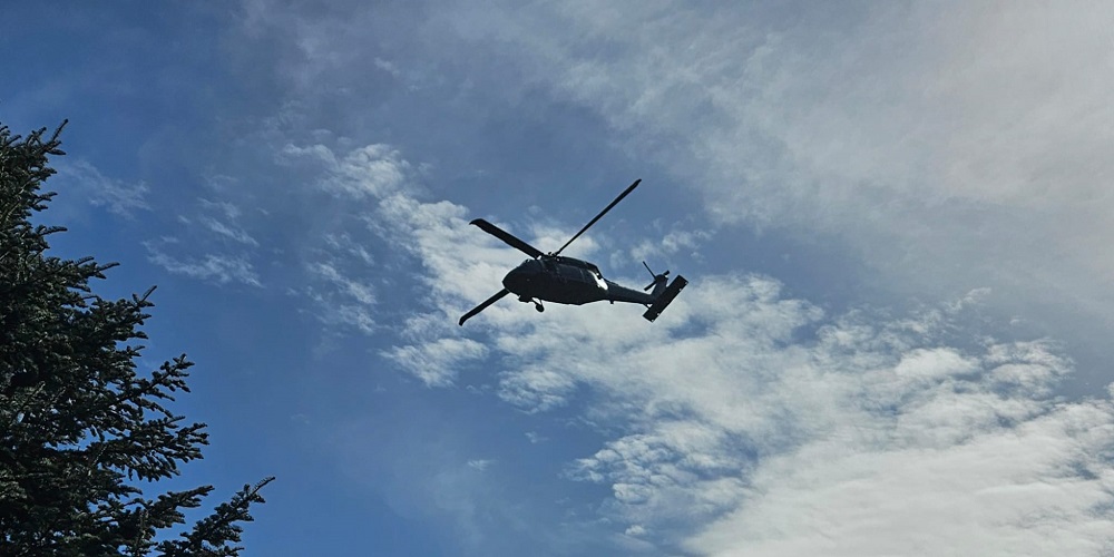 Strażacy zabezpieczyli lądowanie Black Hawka z organem do przeszczepu