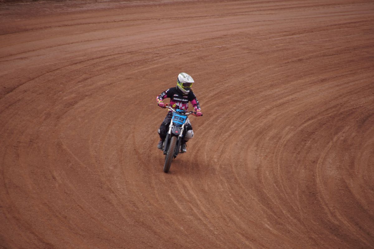 Flat Track 16