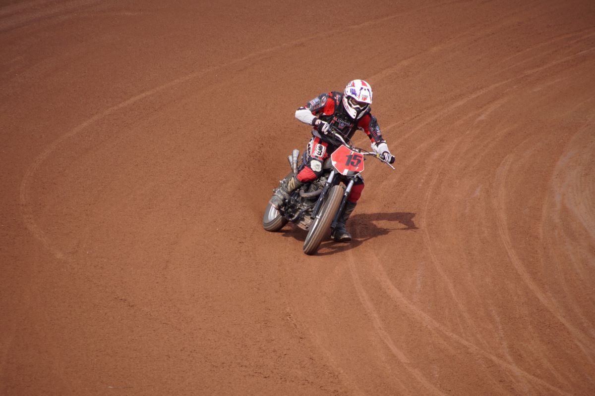 Flat Track 38