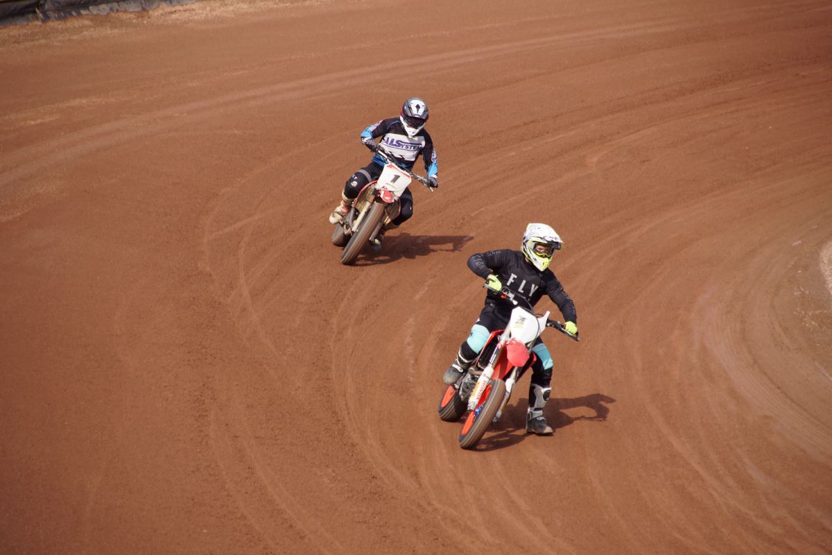 Flat Track 40