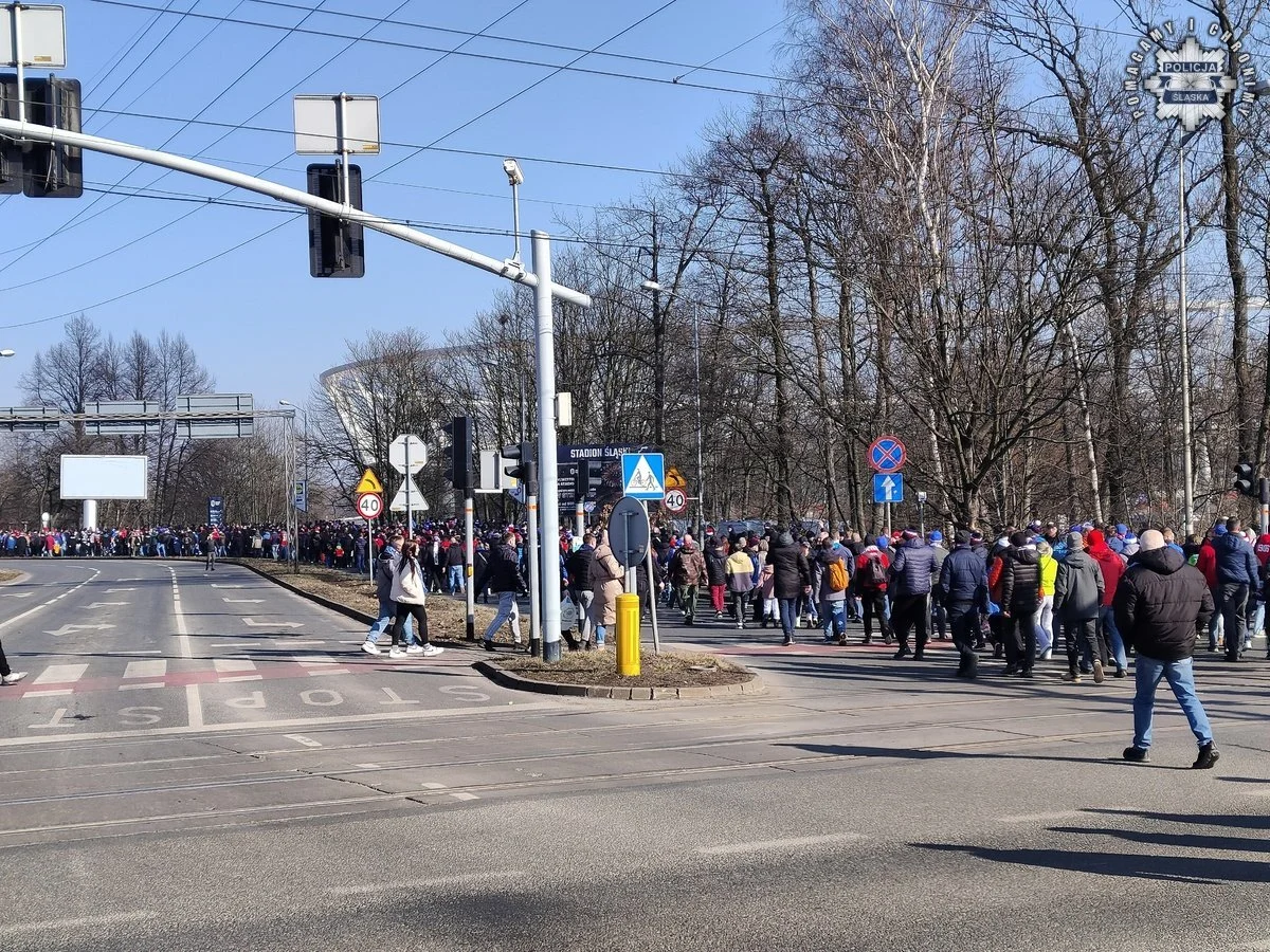 Mecz Ruch Chorzów - Legia Warszawa: utrudnienia drogowe w rejonie Stadionu Śląskiego