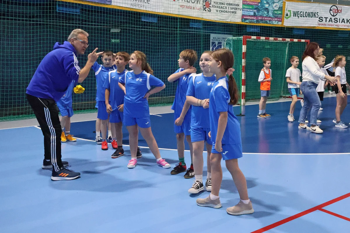 150 dzieci rywalizowało w grach i zabawach w hali MORiS