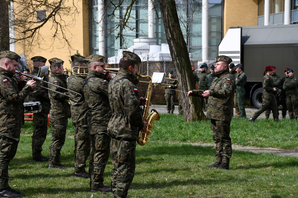 II Wojskowe Targi 31