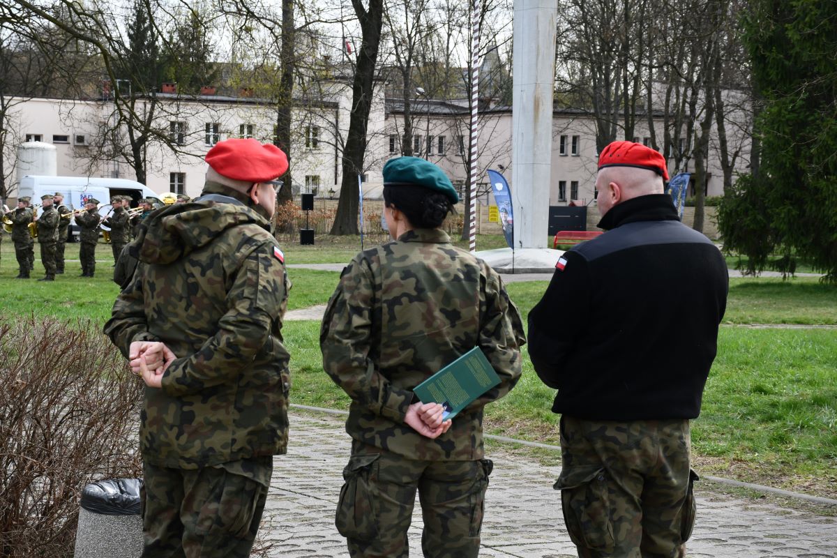 Na chorzowskim kampusie Uniwersytetu Śląskiego odbyły się Wojskowe Targi Służby i Pracy!