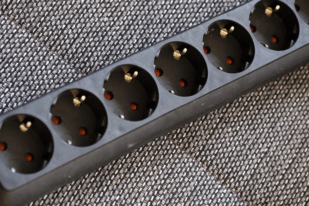 Wyłączenia prądu w Pyskowicach. Sprawdź gdzie nie będzie prądu [29.09-04.10]