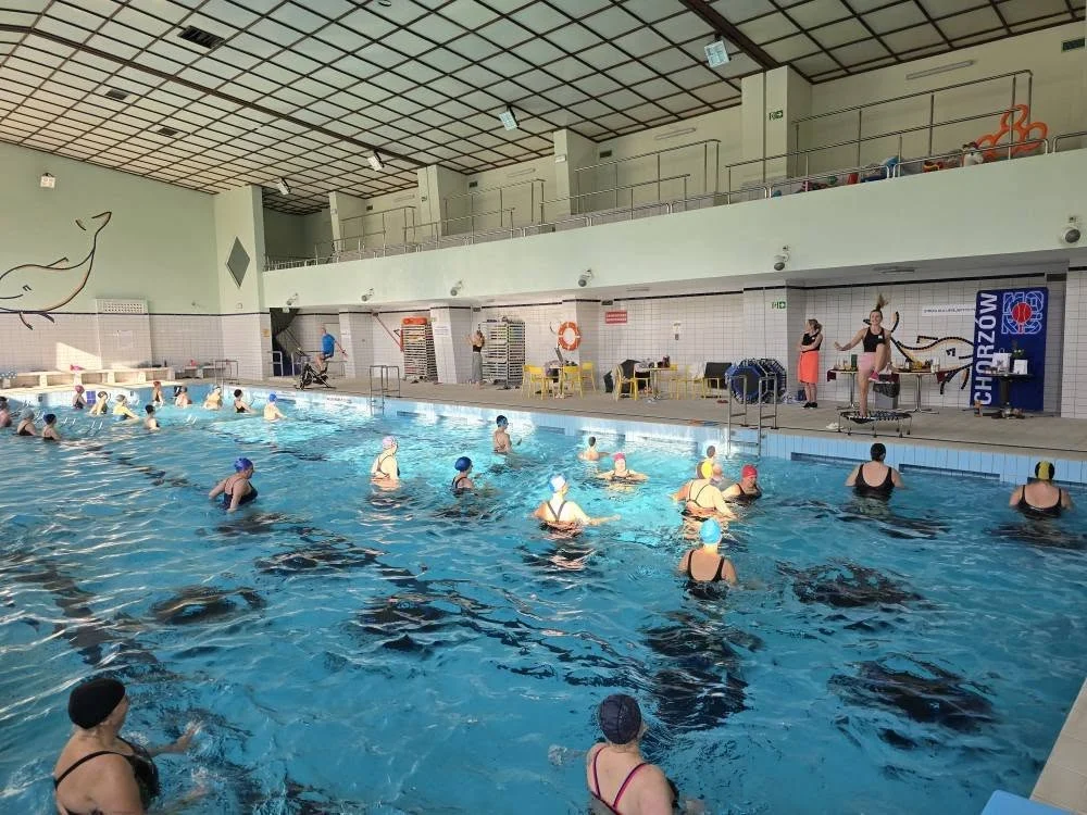 Na basenie przy Placu Powstańców w Chorzowie odbył się maraton fitness [ZDJĘCIA]