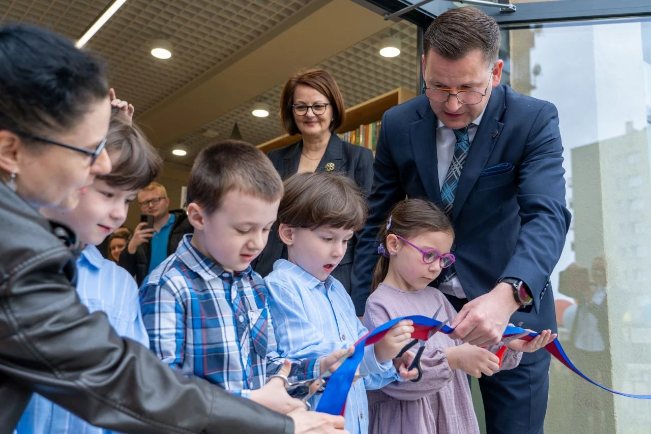 Nowa siedziba Filii nr 9 Miejskiej Biblioteki Publicznej oficjalnie otwarta [ZDJĘCIA]