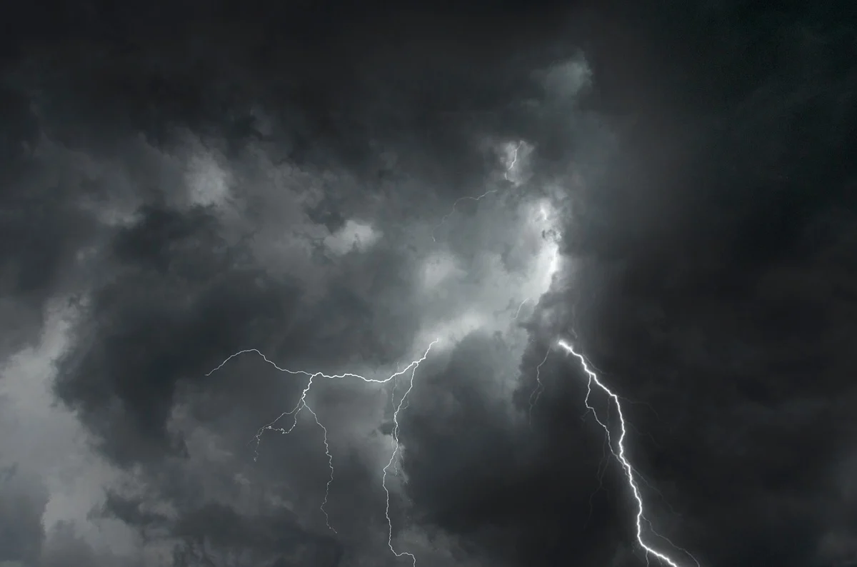 Uwaga! Ostrzeżenie 3. stopnia przed burzami, ulewami i gradem