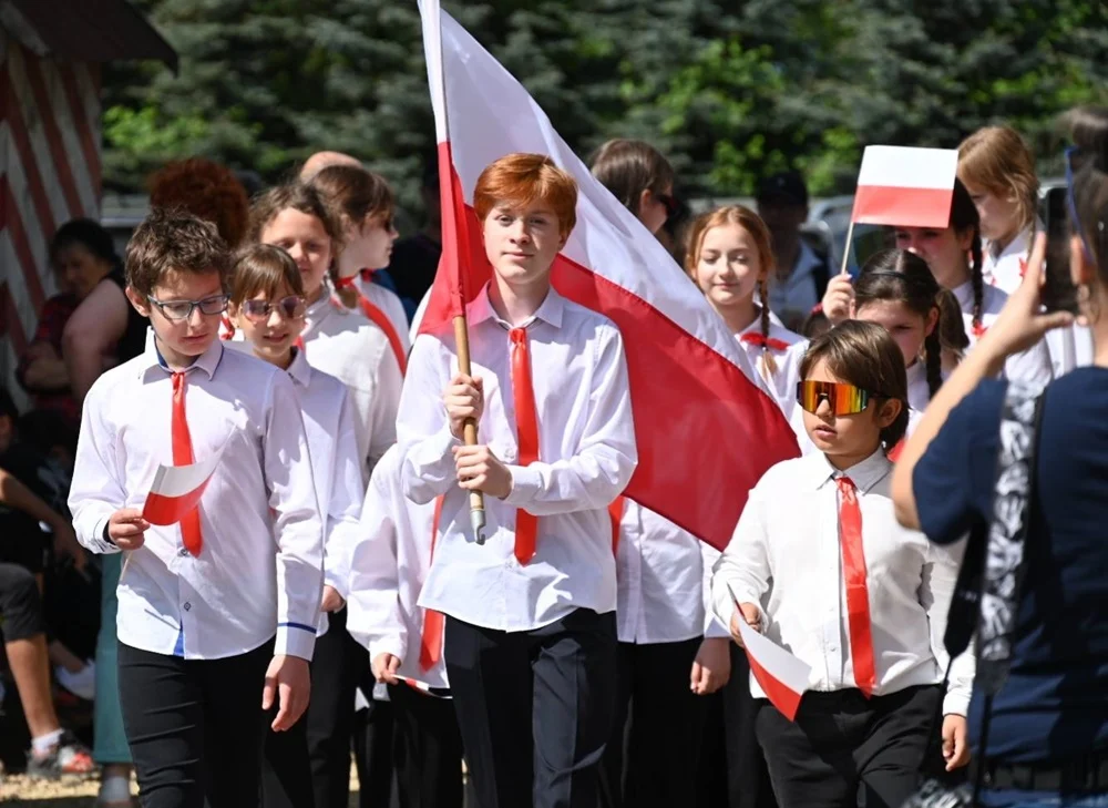 Majówkę spędzają w Muzeum Historii Polski Ludowej [ZDJĘCIA]