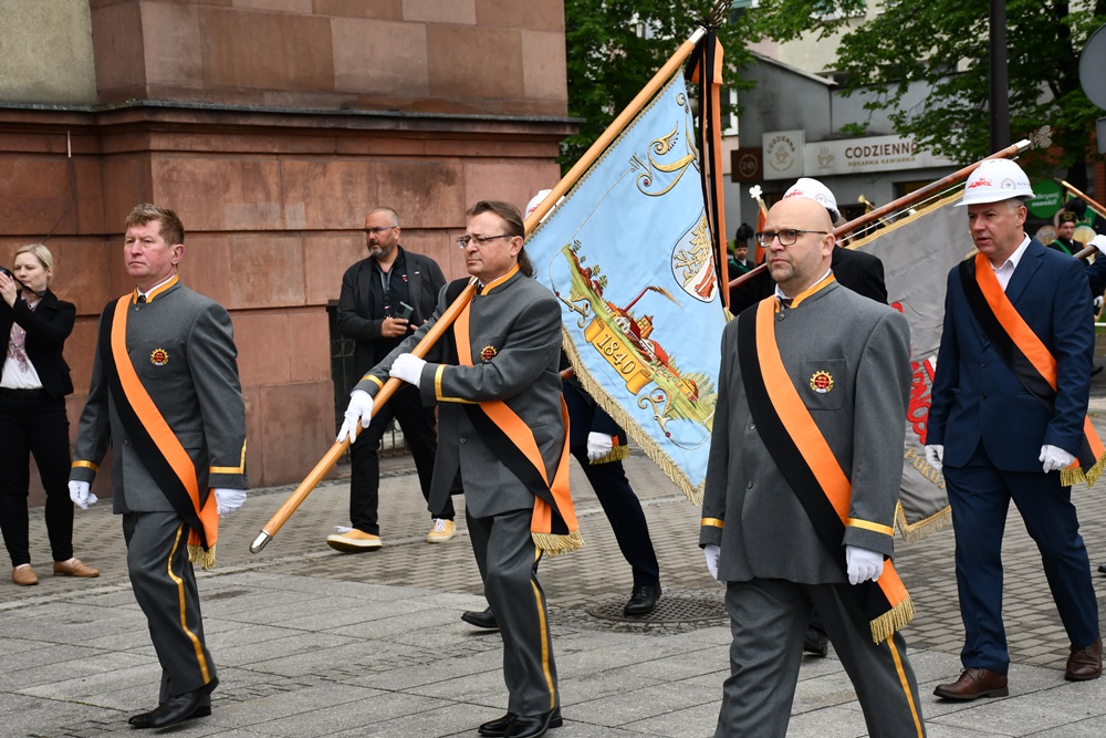 Dzień Hutnika w Rudzie Śląskiej. Hołd dla tradycji i św. Floriana [FOTORELACJA]