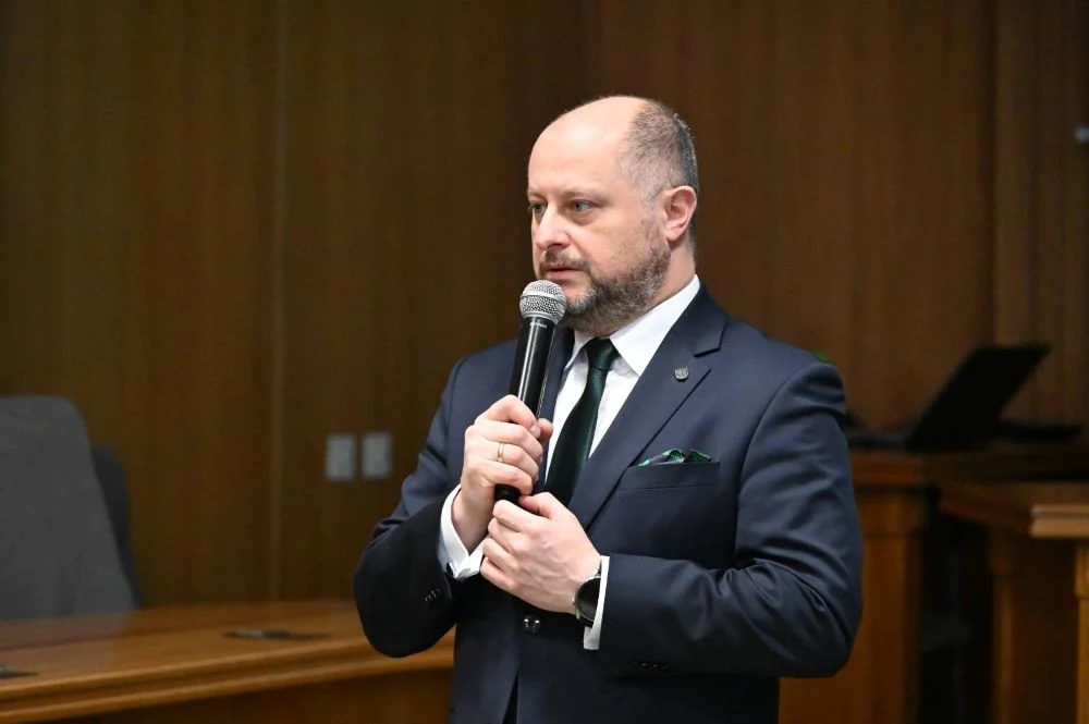 Krytyka w stronę prezydenta miasta zakończona listem do pracodawcy