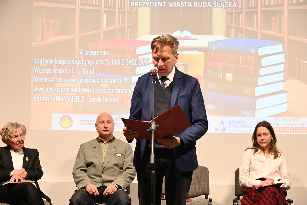 „Niy ino godomy, ale tyż czytomy” w Stacji Biblioteka 9